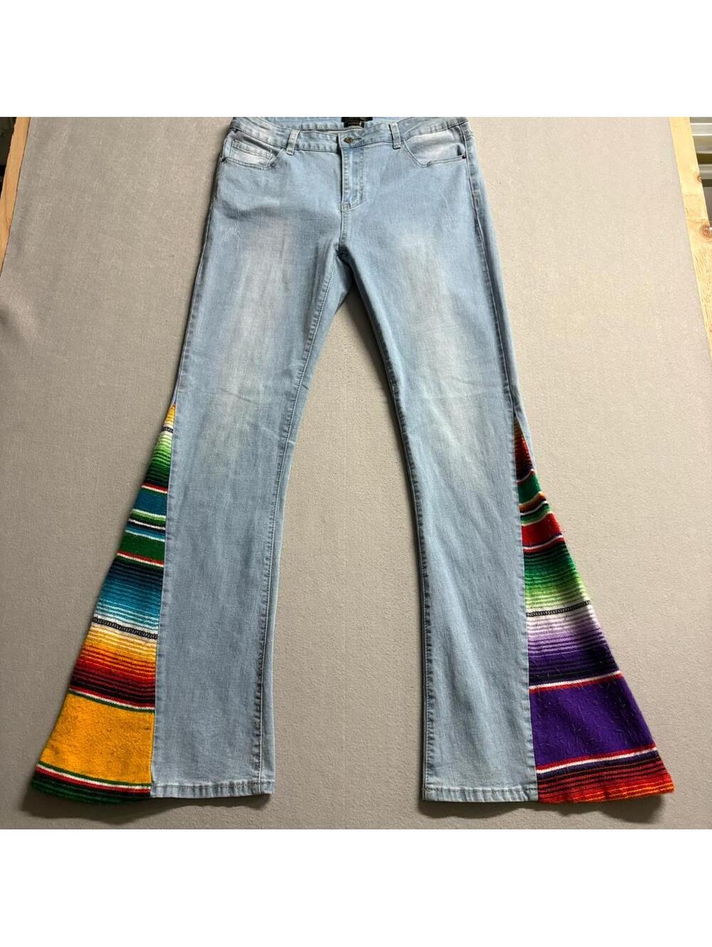 Lucky and Blessed L&B Serape Flare Jeans Womens 14 Light Wash Denim Bell Bottoms